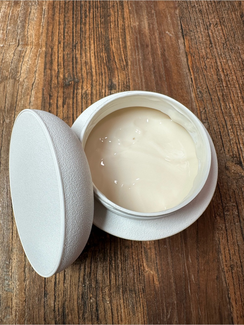 CÉCRED White Moisturizing Deep Conditioner — Hydrating Hair Treatment - Picture 4 of 5